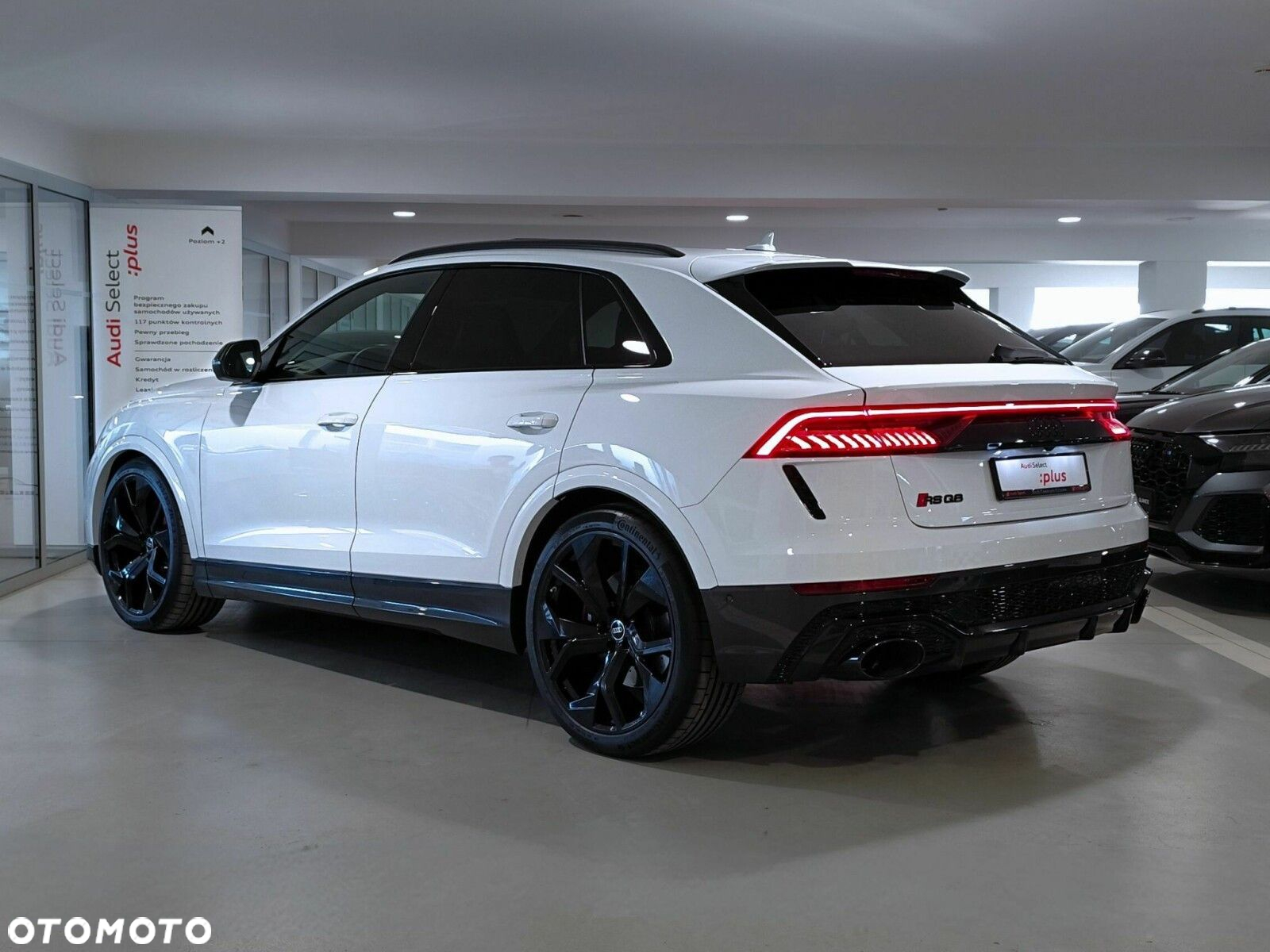 Audi RS Q8 - 8