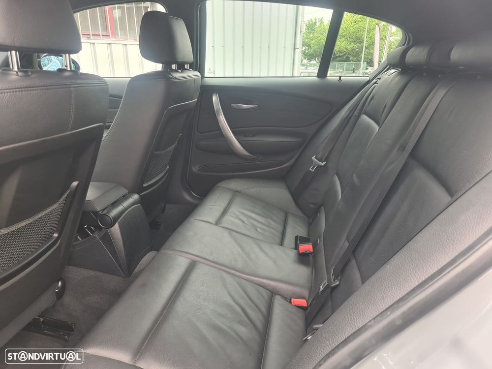 BMW 118 d - 10