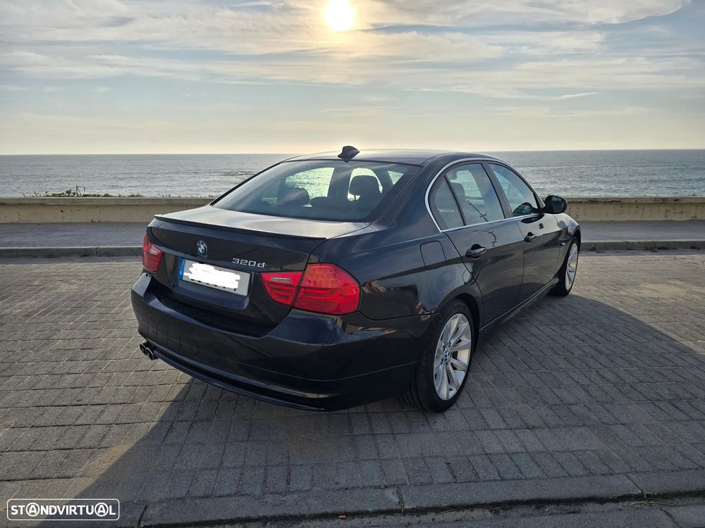 BMW 320 d - 4