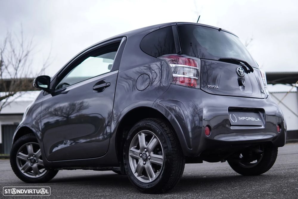 Toyota iQ 1.0 VVT-i 2 MultiDrive EP+NAVI+Bluetooth - 24