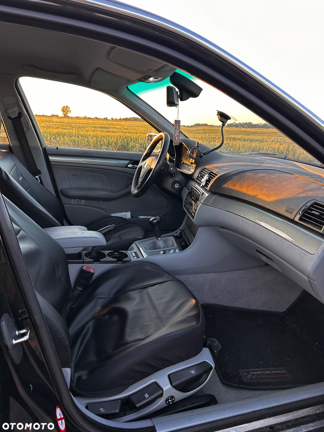 BMW Seria 3 323i - 10