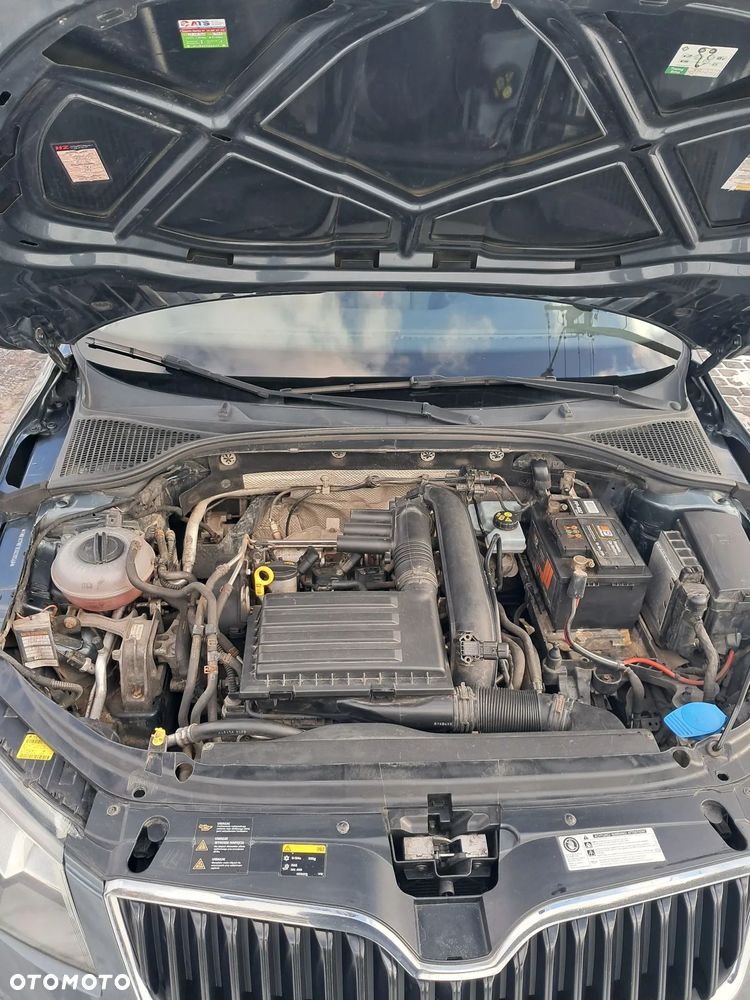 Skoda Octavia 1.4 TSI Ambition - 14