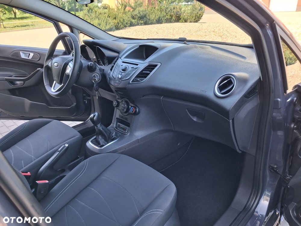 Ford Fiesta 1.25 Celebration - 13