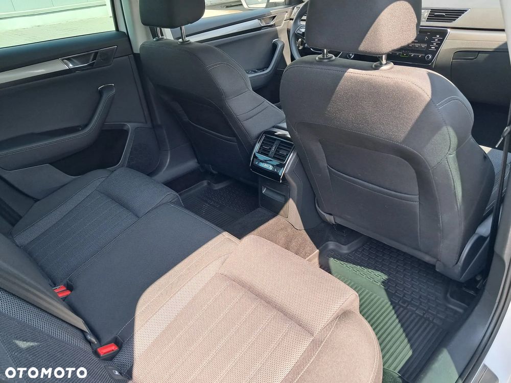 Skoda Superb 1.4 TSI Plug-In Hybrid Style DSG - 34