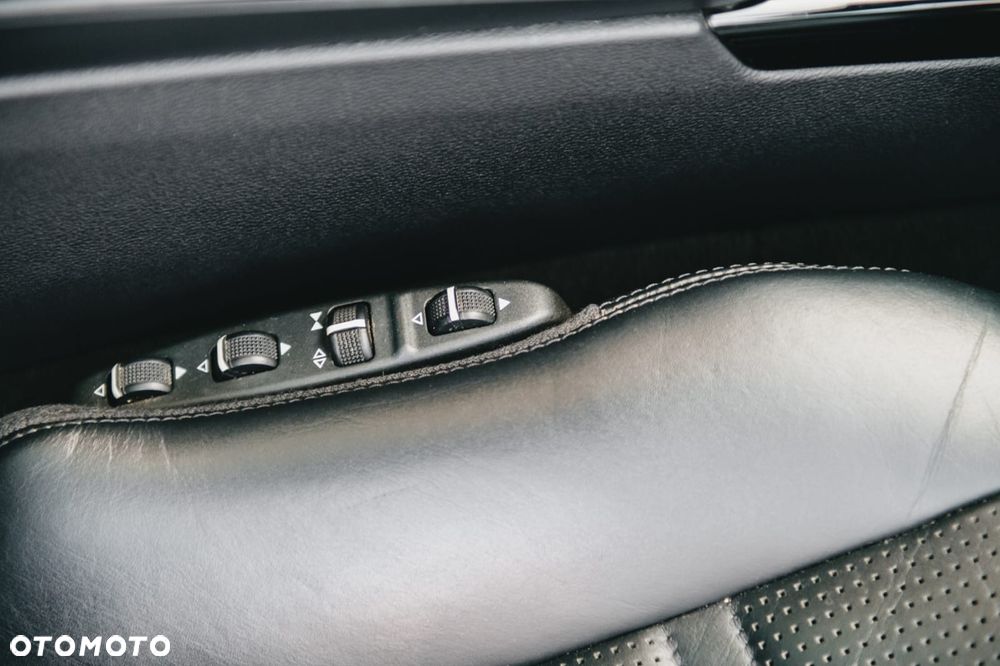 Mercedes-Benz Klasa E 63 AMG AMG Speedshift 7G-MCT - 21