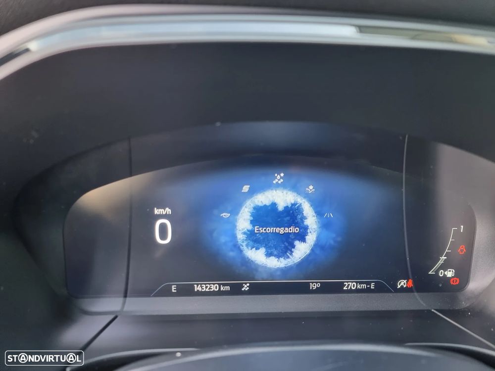 Ford Kuga 2.0 TDCi EcoBlue ST-Line X - 16