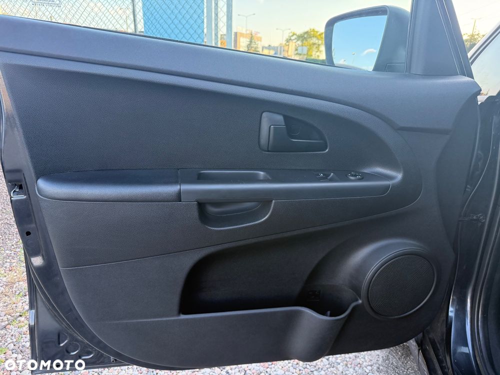 Kia Venga - 25