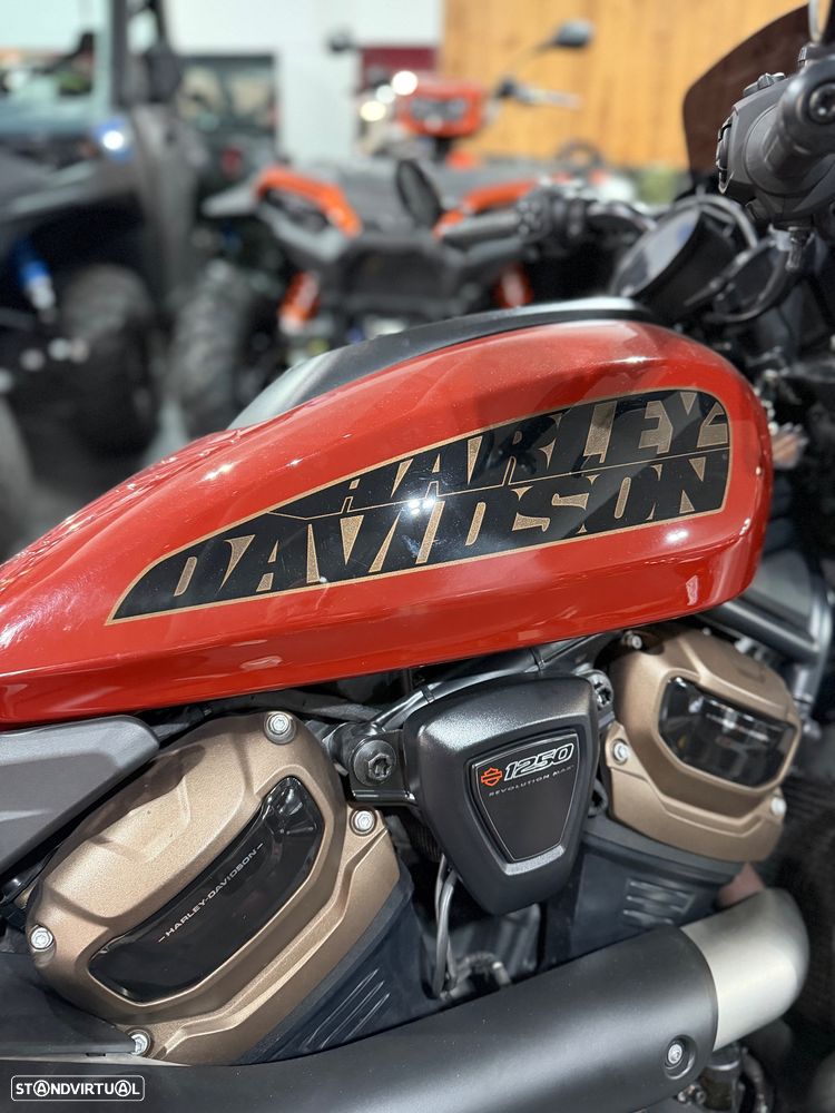 Harley-Davidson Sportster S - 4
