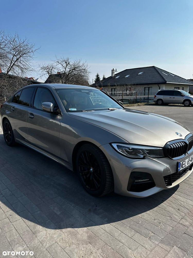 BMW Seria 3 330i M Sport sport - 2