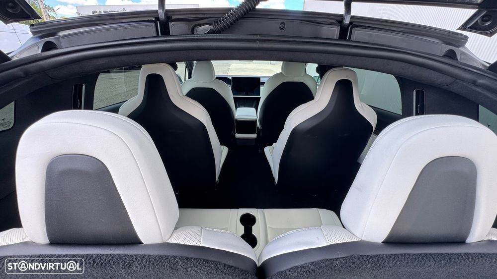 Tesla Model X Plaid AWD - 3