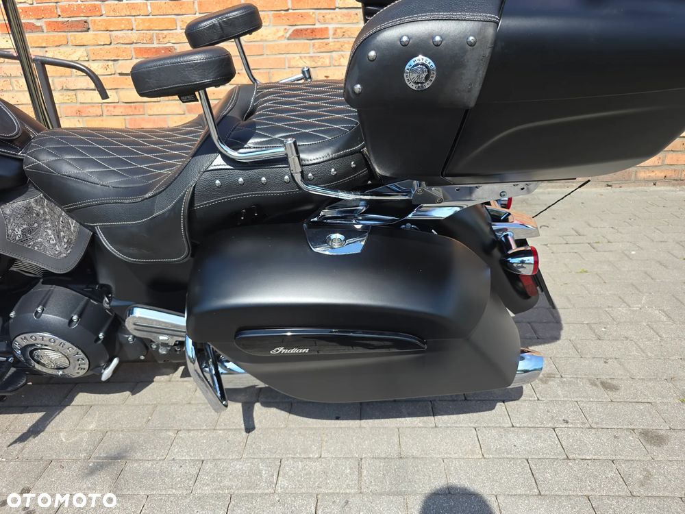 Indian Roadmaster - 24
