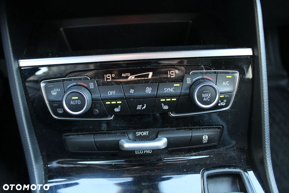 BMW Seria 2 220d Active Tourer xDrive Sport-Aut Sport Line - 20