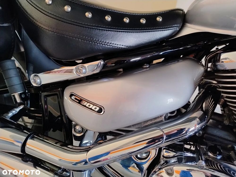Suzuki VL 800 Volusia - 37