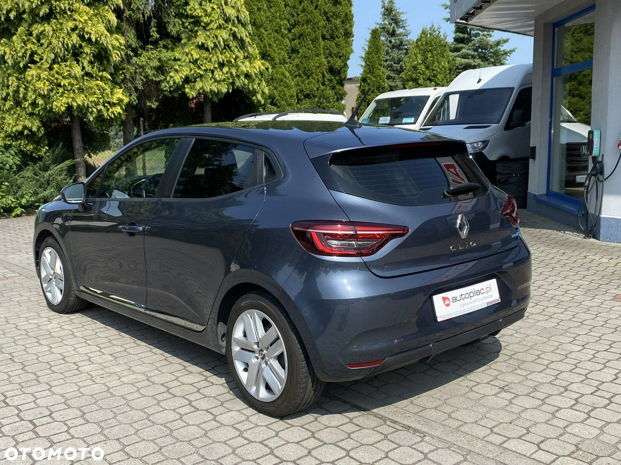 Renault Clio - 8