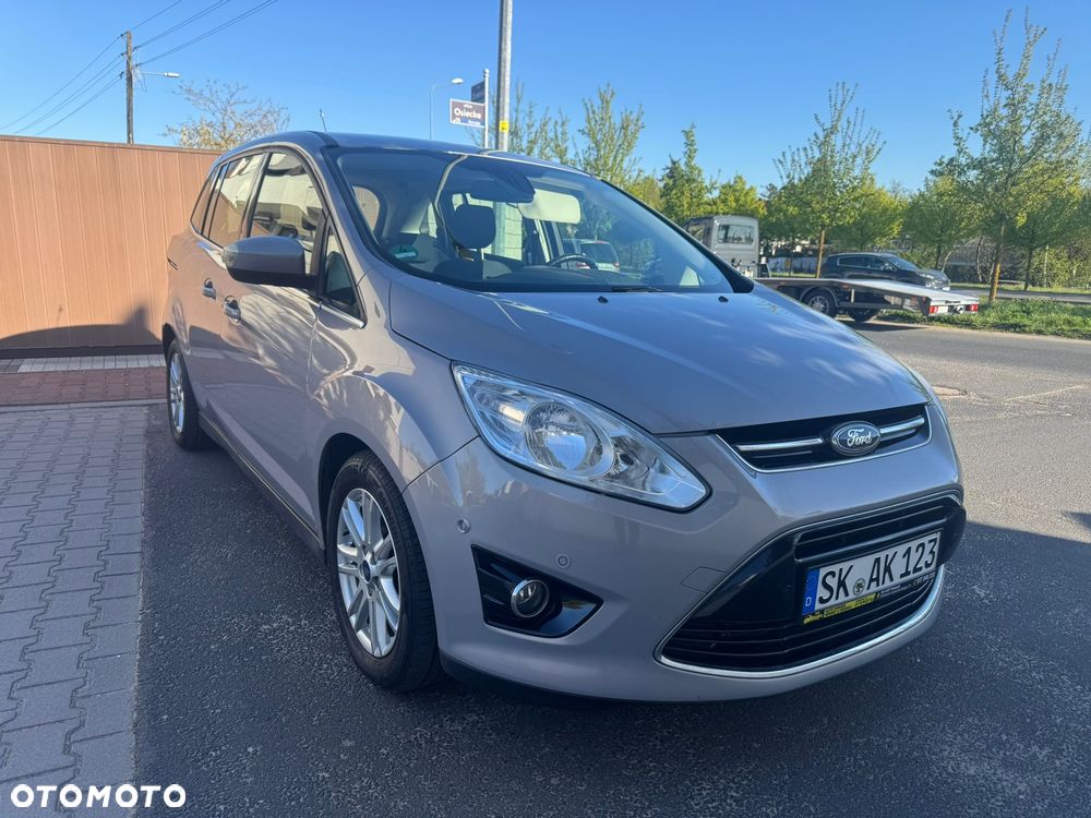 Ford Grand C-MAX - 1