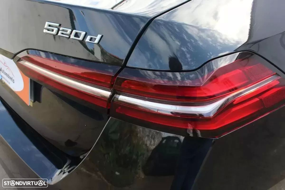 BMW 520 d xDrive Pack Desportivo M - 11