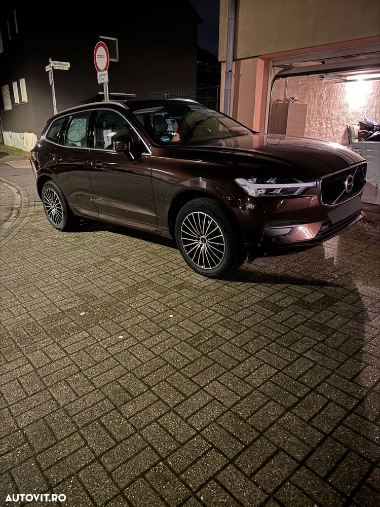 Volvo XC 60 D4 Momentum - 8