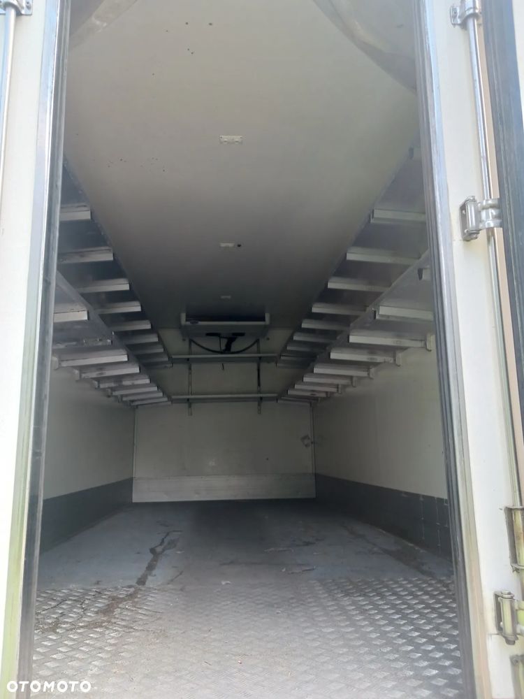 Iveco EUROCARGO 100E18 E5 2013r 277 tyś km KLIMA SALON Izoterma Chłodnia Mroźnia - 26