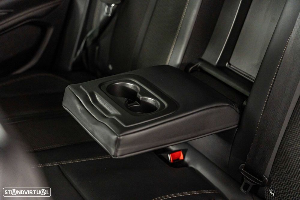 Peugeot 3008 1.6 Hybrid GT e-EAT8 - 11