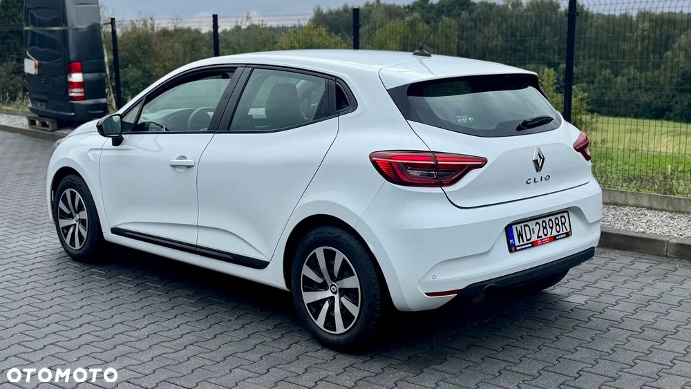 Renault Clio - 2