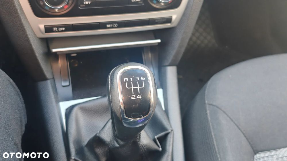 Skoda Octavia 1.6 TDI Ambiente - 17