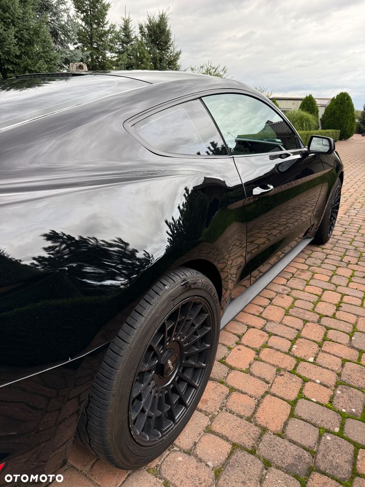 Ford Mustang 3.7 V6 - 8