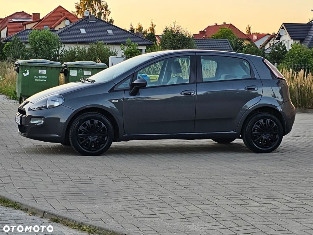 Fiat Punto 2012 ver-1-4-easy-s-s - 2