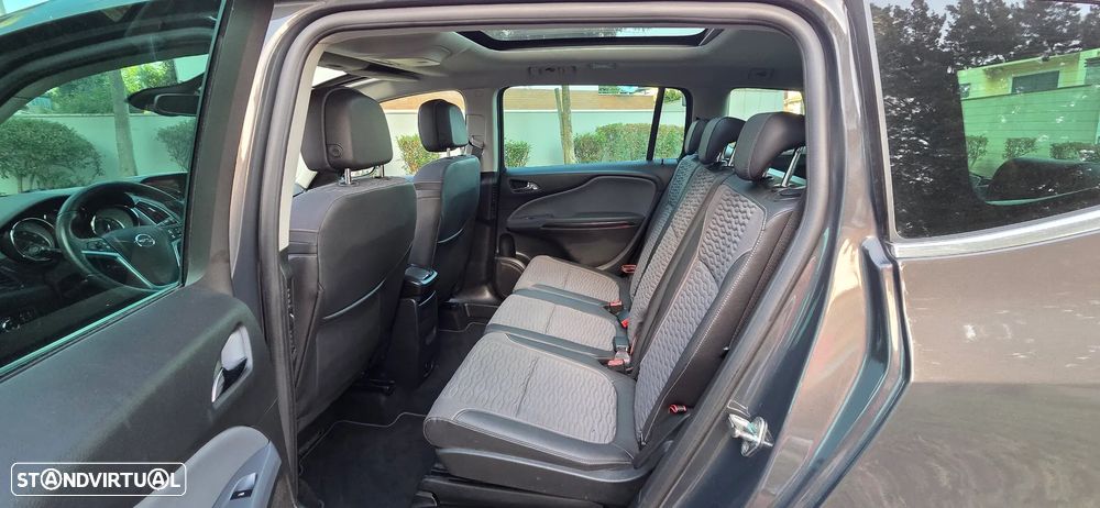 Opel Zafira 1.6 CDTi Cosmo - 17