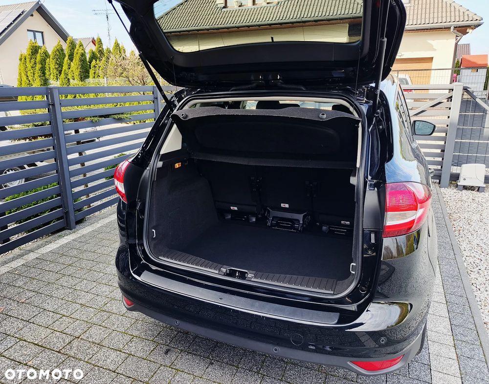 Ford C-MAX - 12