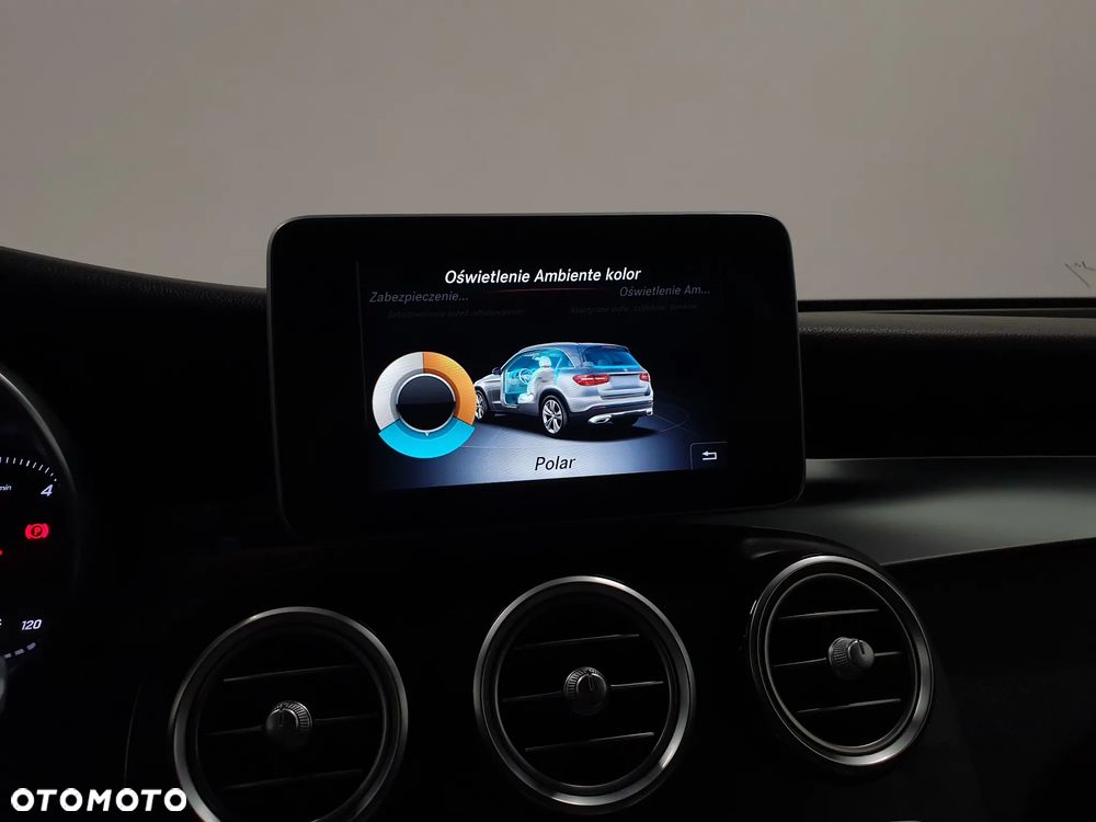 Mercedes-Benz GLC 220 d 4Matic 9G-TRONIC AMG Line - 23