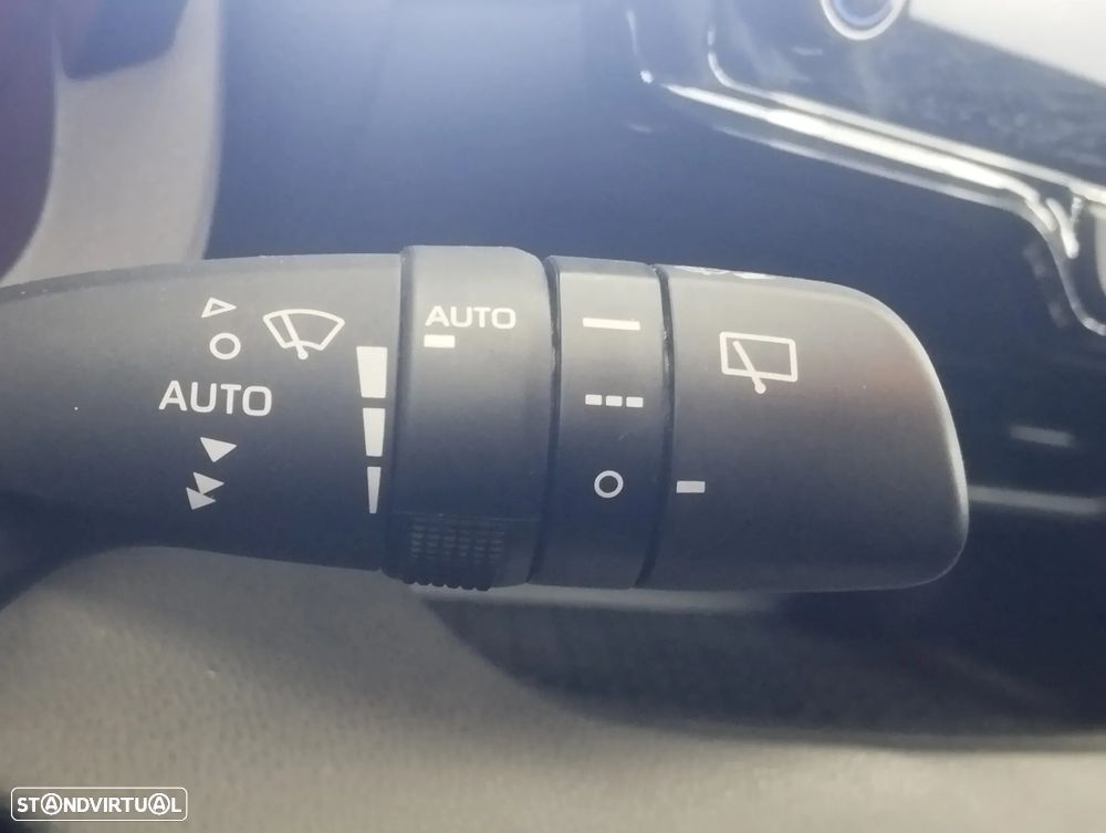 Toyota Yaris 1.5 HDF Comfort - 22