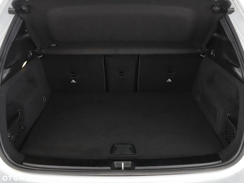 Mercedes-Benz EQA 250 AMG Line - 21