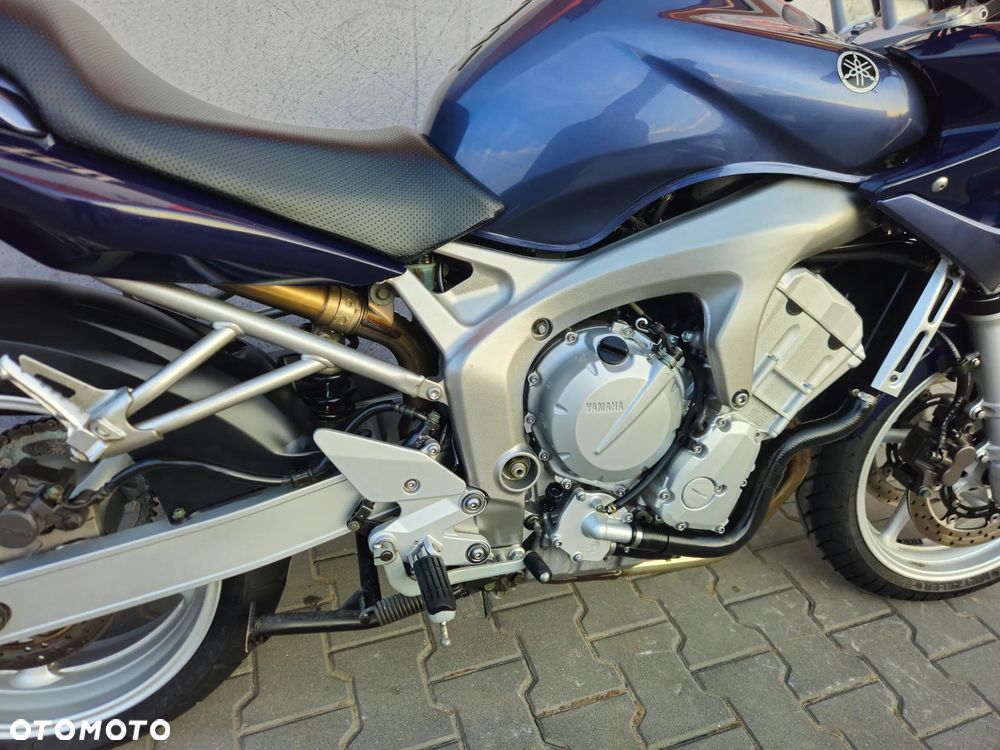 Yamaha FZ6 - 26