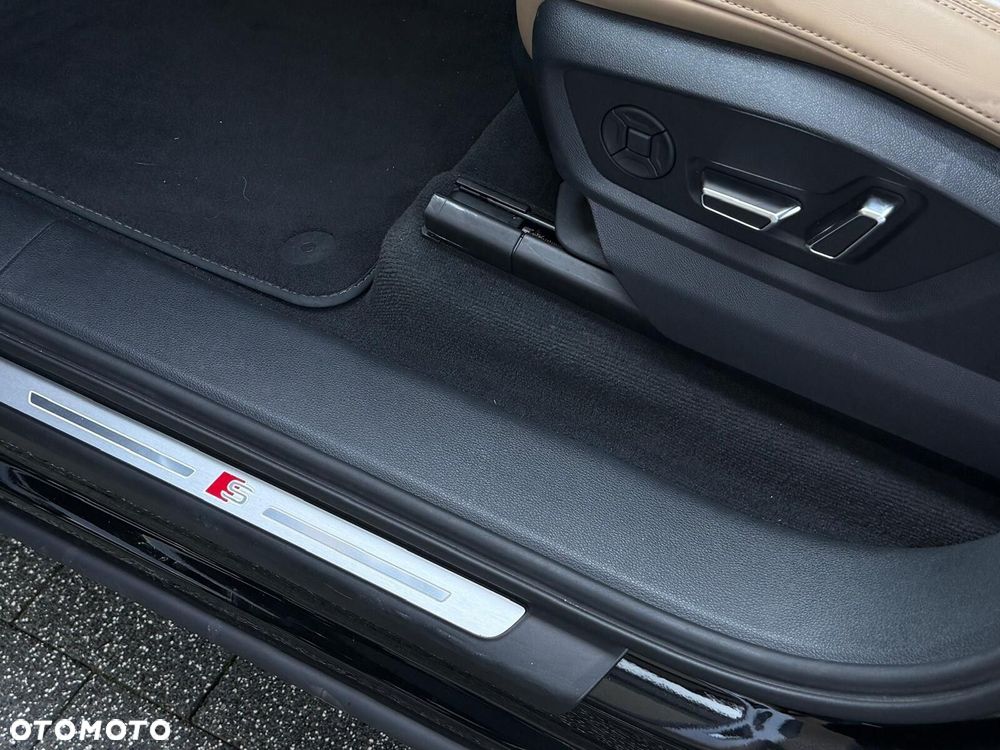 Audi Q7 55 TFSI mHEV Quattro S Line Tiptr - 16