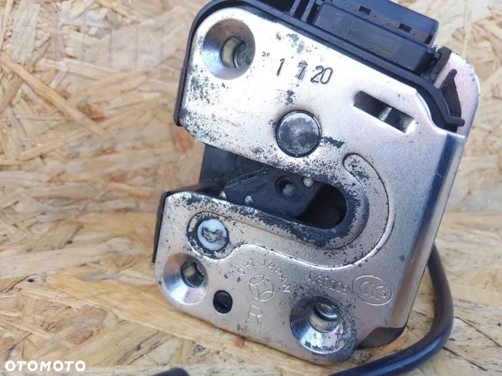 Zamek Drzwi Przesuwnych Prawy Master III Movano B NV400 - 2