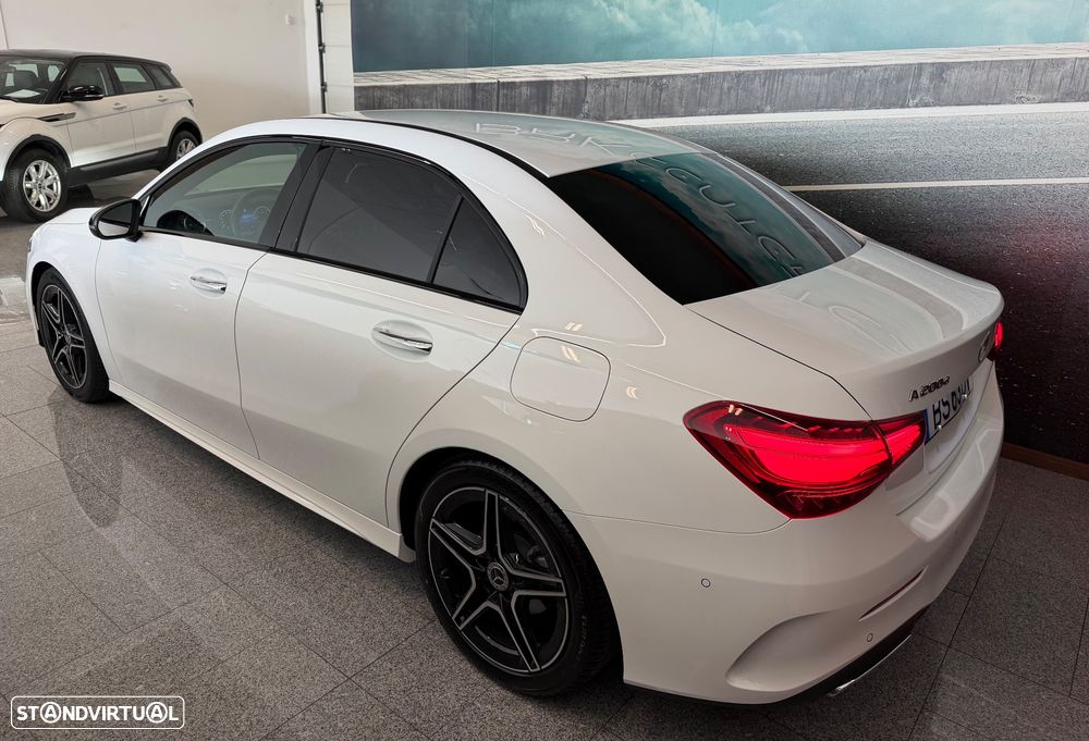 Mercedes-Benz A 200 d 8G-DCT AMG Line - 5