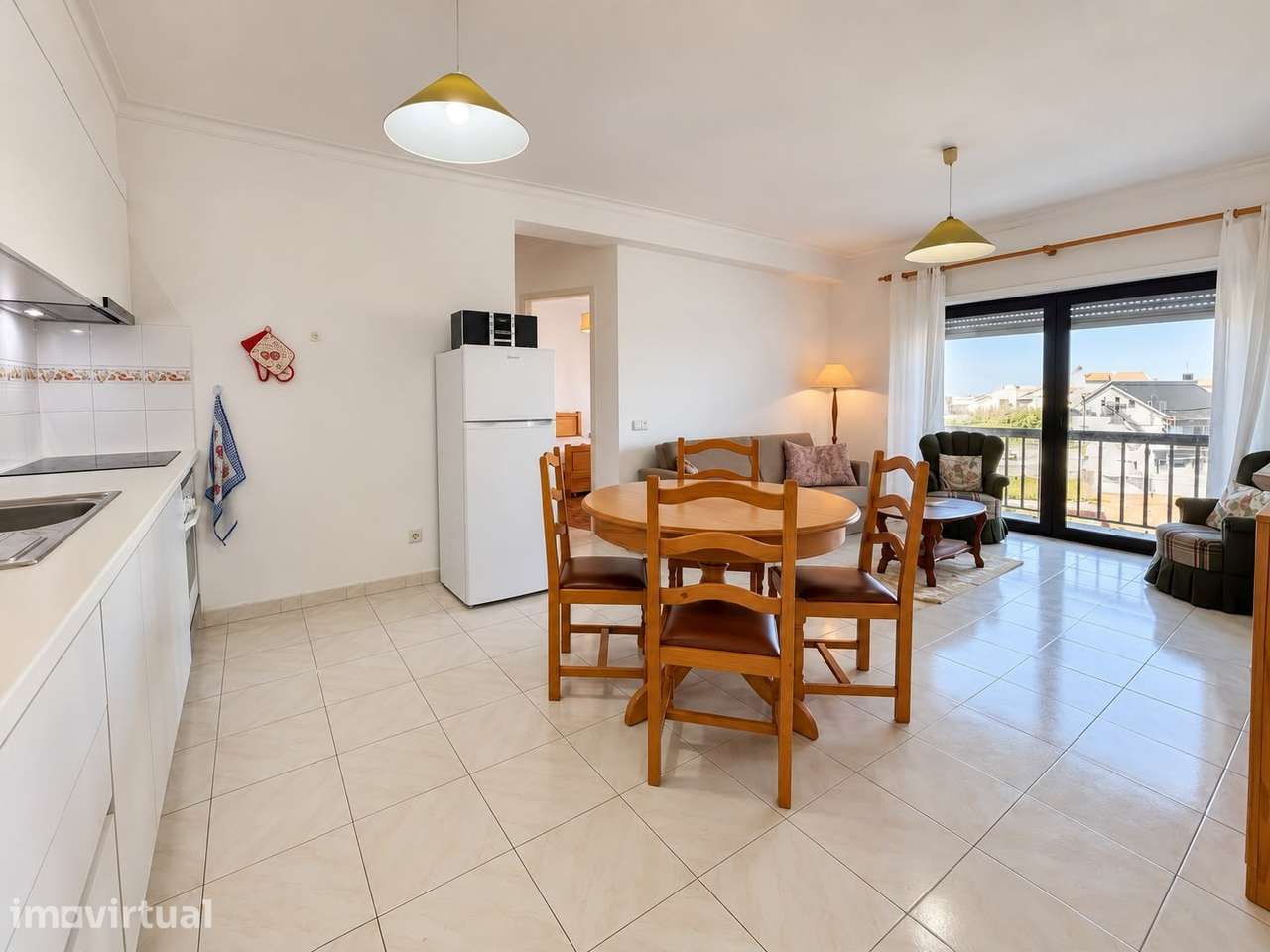 Apartamento T2 com Garagem / Piscina / Praia do Pedrógão / Leiria - Grande imagem: 3/19