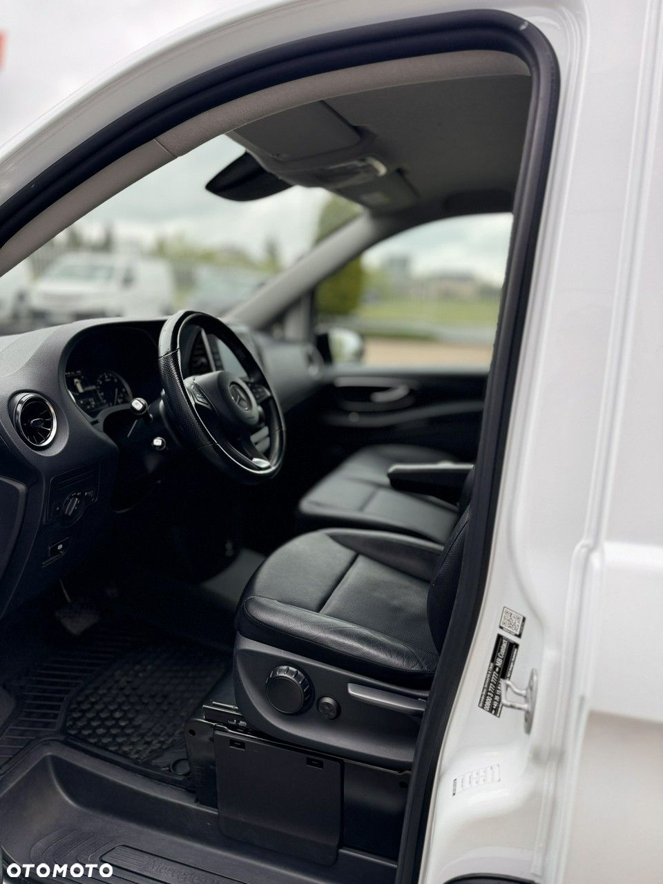 Mercedes-Benz Vito - 18