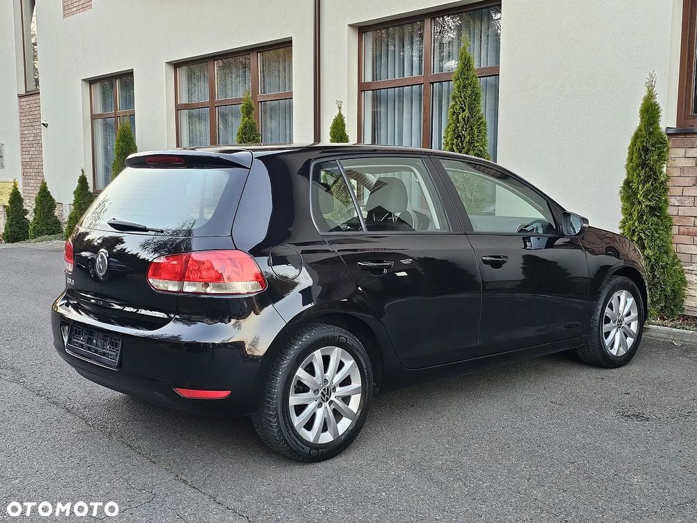 Volkswagen Golf - 12