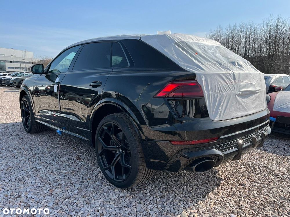 Audi RS Q8 - 3