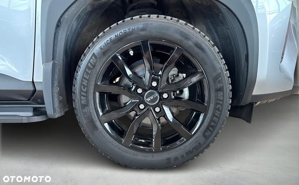 Toyota Yaris Cross - 18