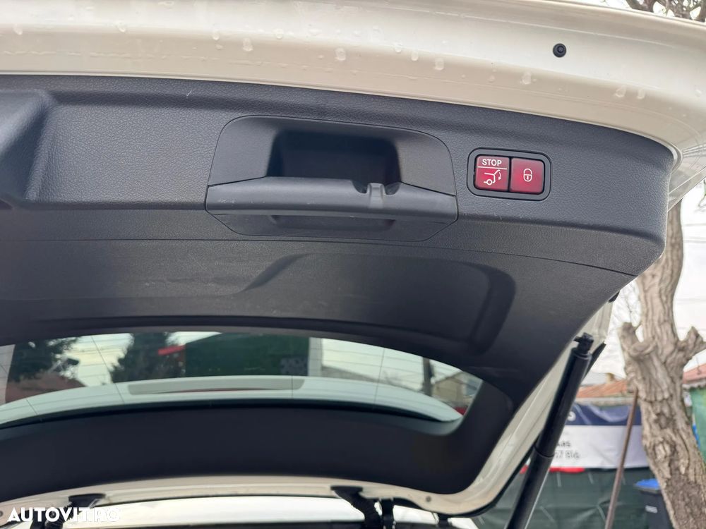 Mercedes-Benz GLE - 10