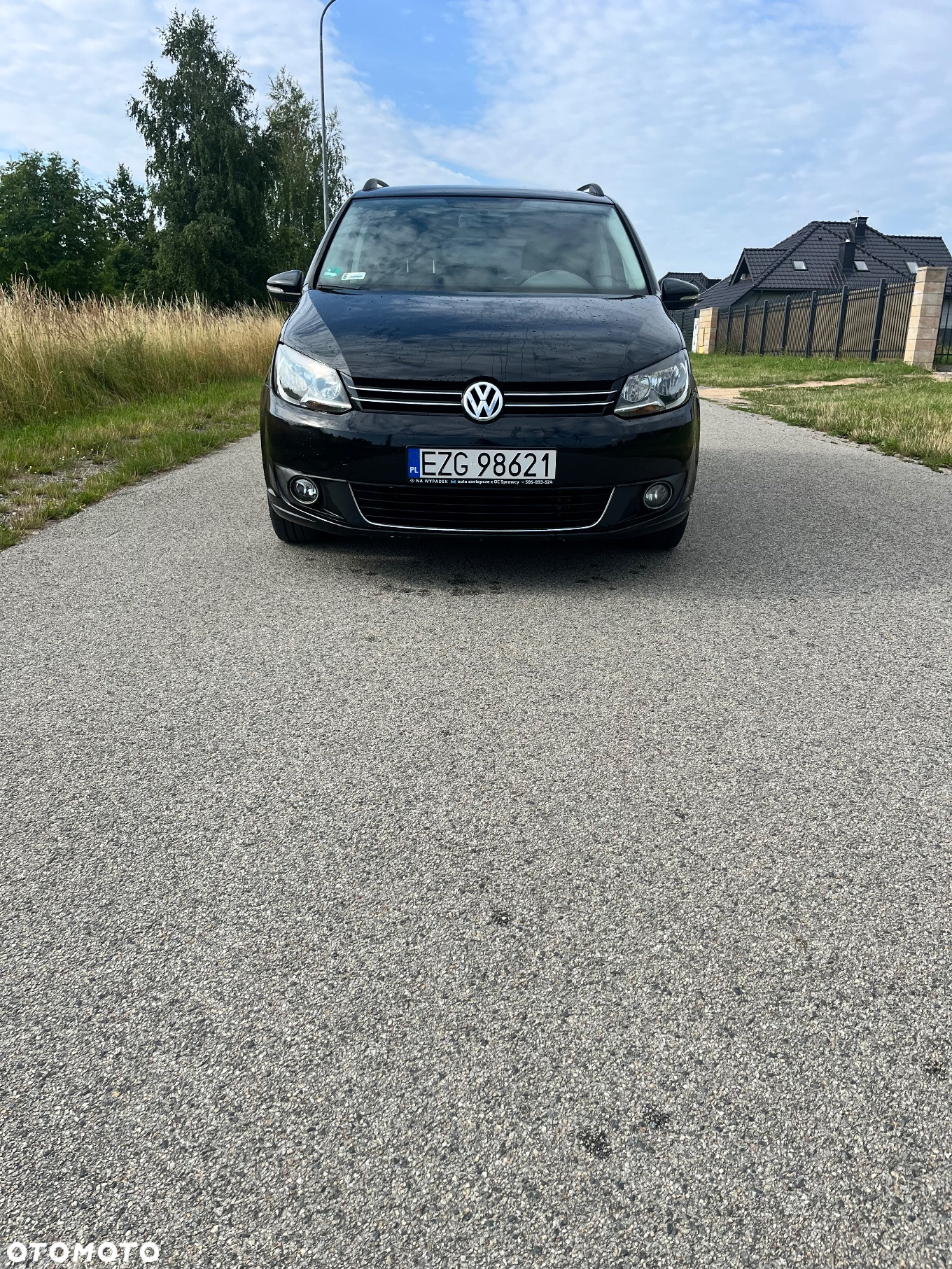 Volkswagen Touran 1.6 TDI DPF BlueMot Comfortline - 2