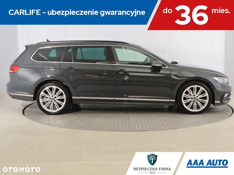 Volkswagen Passat Variant - 8