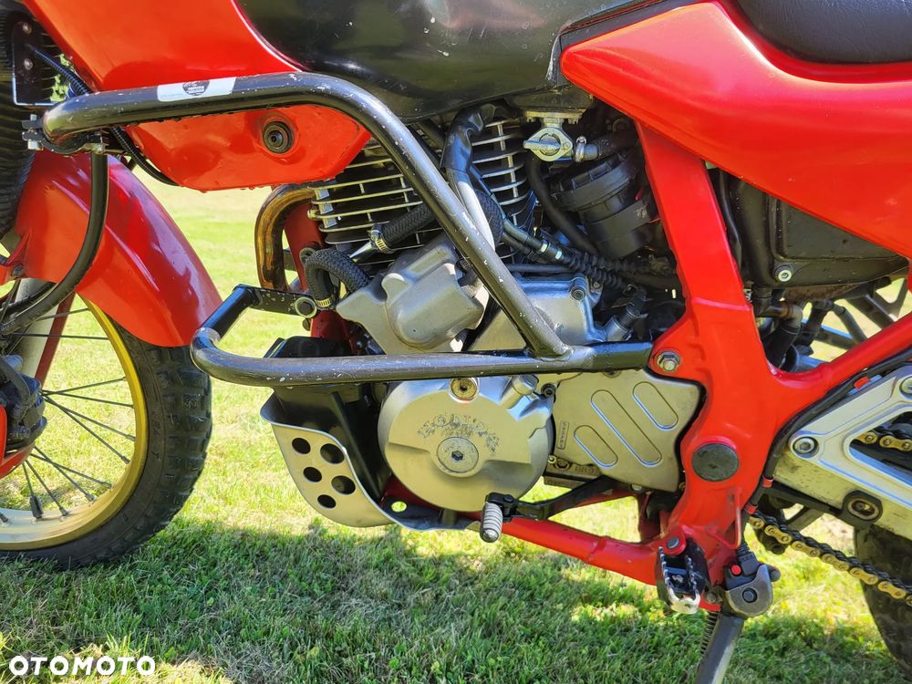 Honda NX - 9