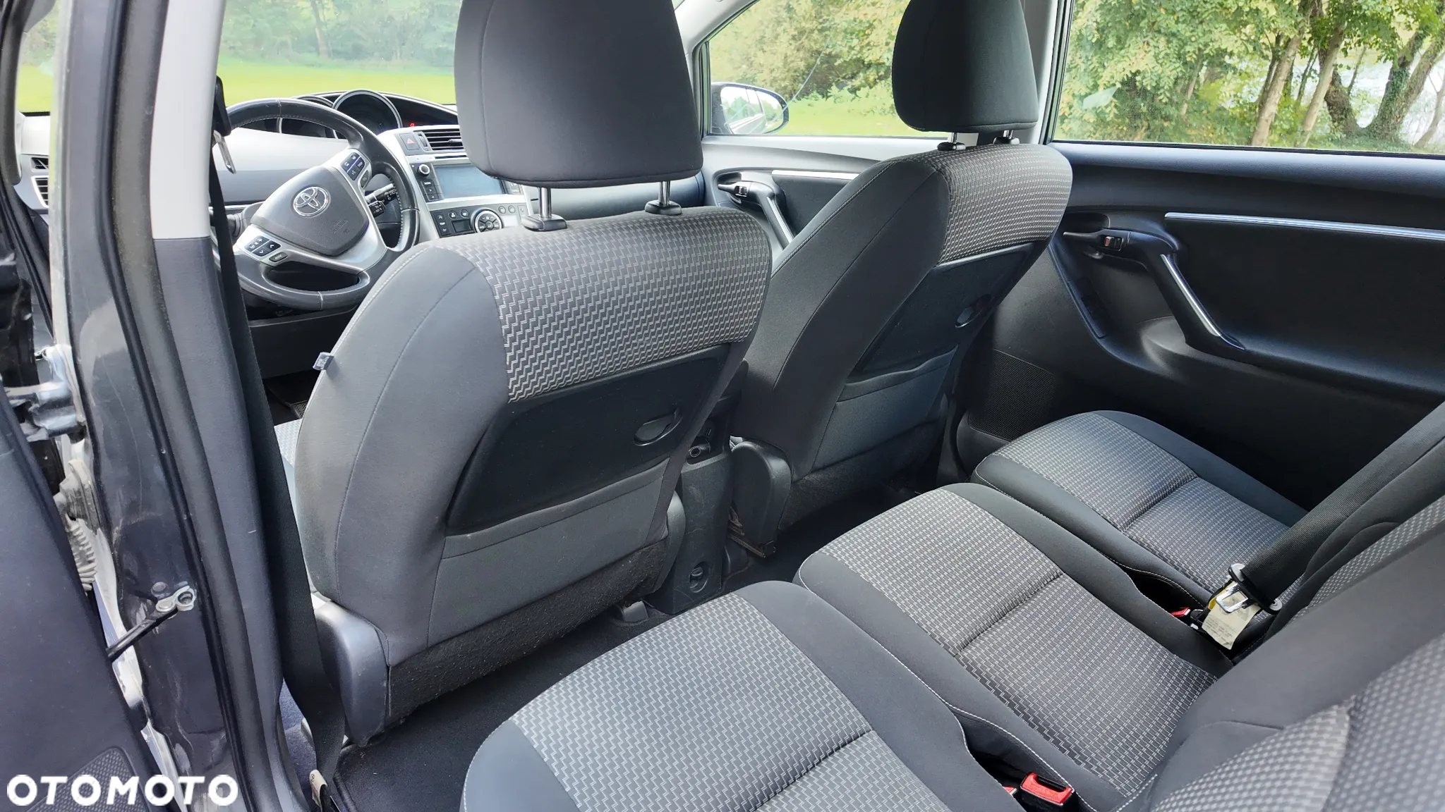 Toyota Verso 1.8 Prestige 7os - 11
