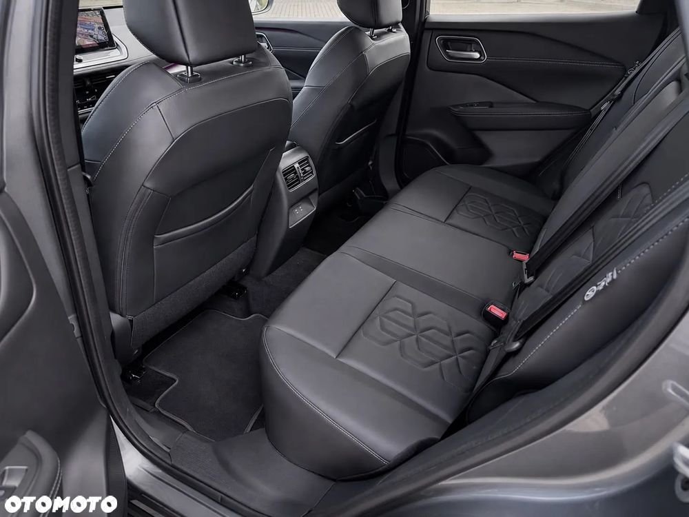 Nissan Qashqai 1.3 DIG-T mHEV Tekna Xtronic - 19