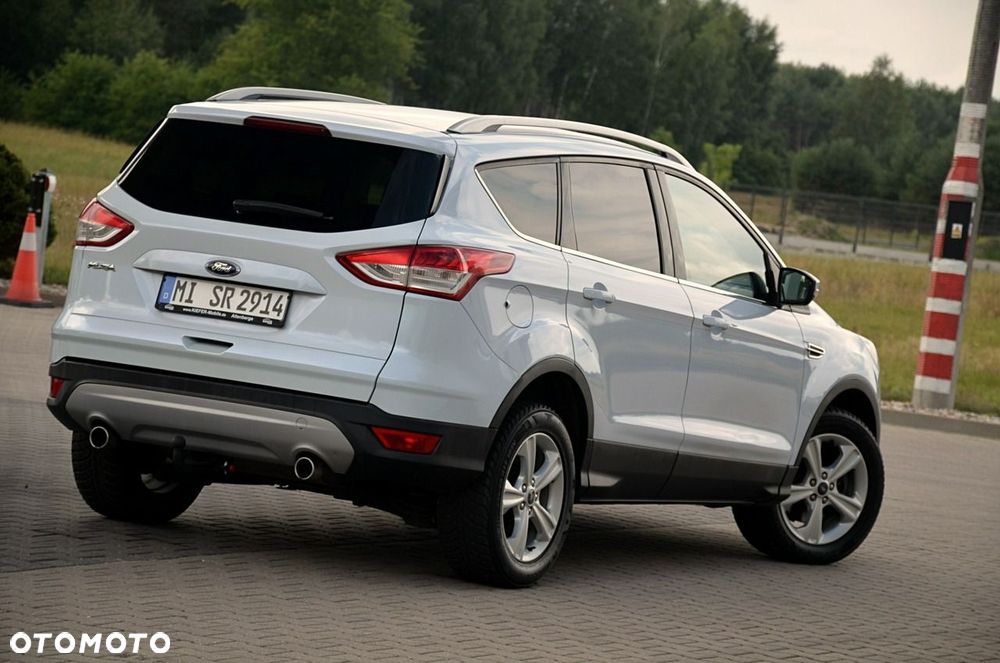 Ford Kuga - 12