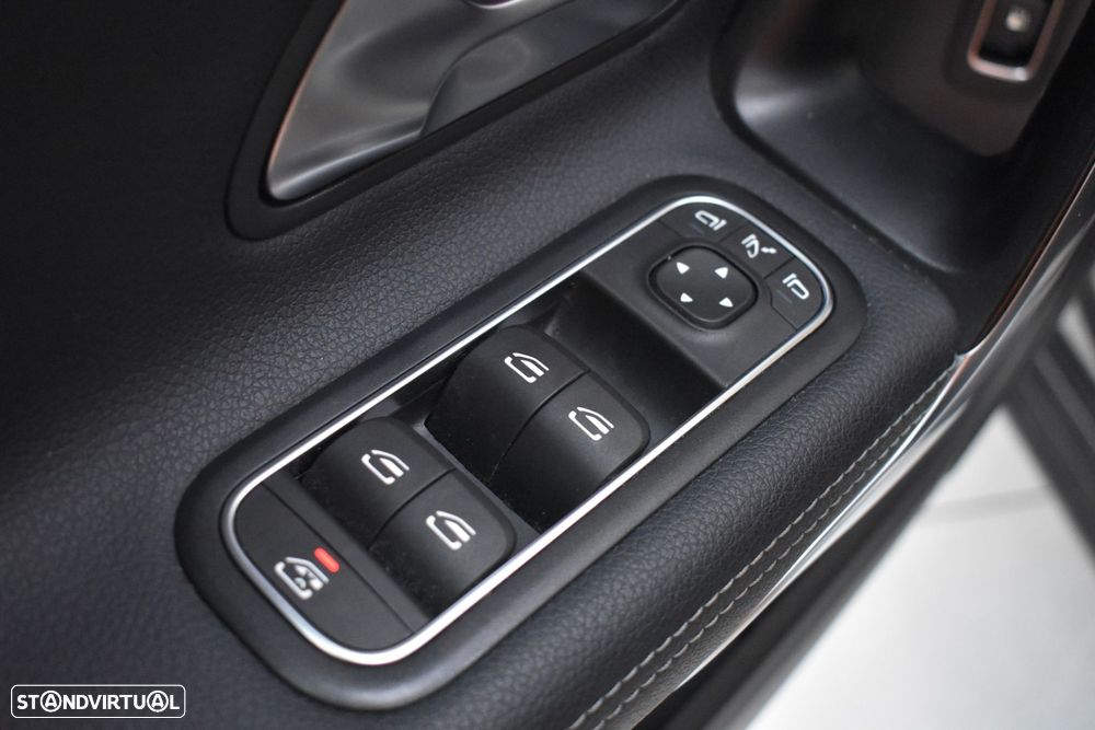 Mercedes-Benz A 250 - 48