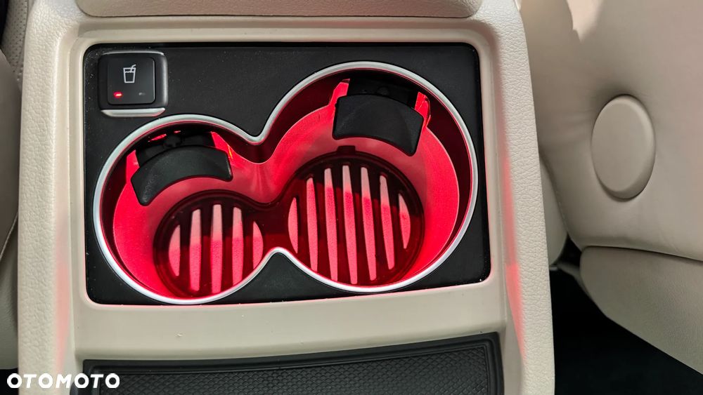 Mercedes-Benz Klasa V 300 d 4-Matic 9G-Tronic Exclusive (d³ugi) - 23